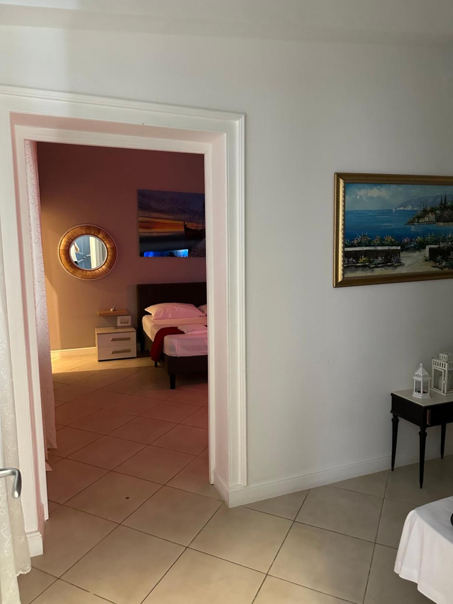 Taranto Mn Place Экстерьер фото